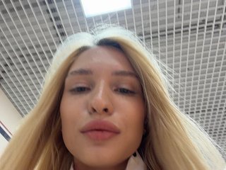 Cristi-Candy Porn Show