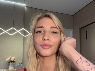 Cristi-Candy Porn Show