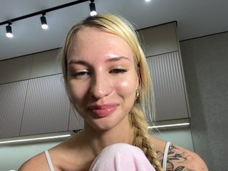 Cristi-Candy Porn Show