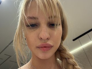 Cristi-Candy Porn Show