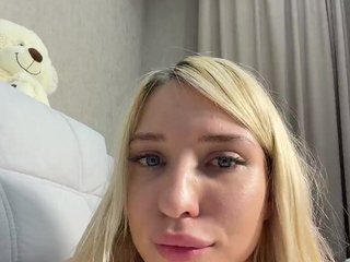 Cristi-Candy Porn Show