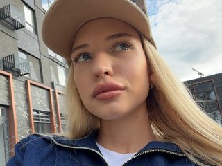 Cristi-Candy Porn Show