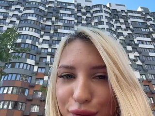 Cristi-Candy Porn Show