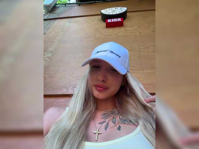 go to chat with Cristi-Candy