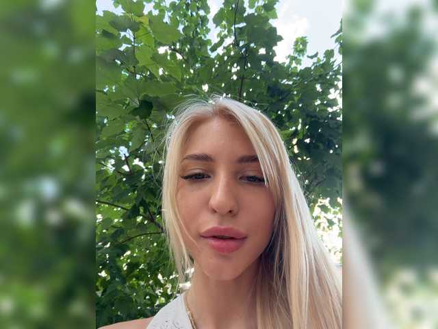 Live трансляция Cristi-Candy - slutnetki.online