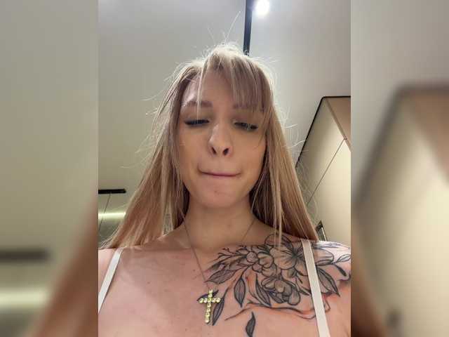go to chat with Cristi-Candy