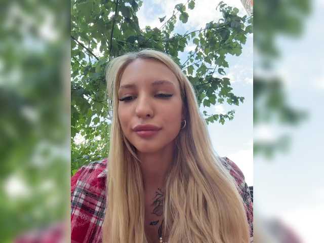 Live трансляция Cristi-Candy - Runet.cam
