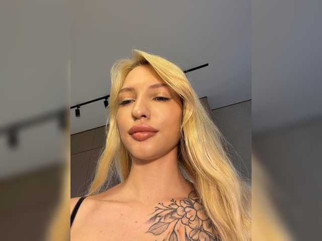 EwaBrown live webcam show