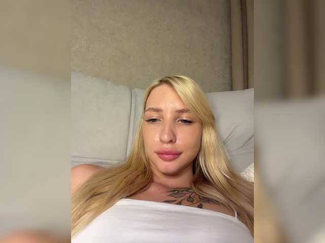 Cristi-Candy live webcam show