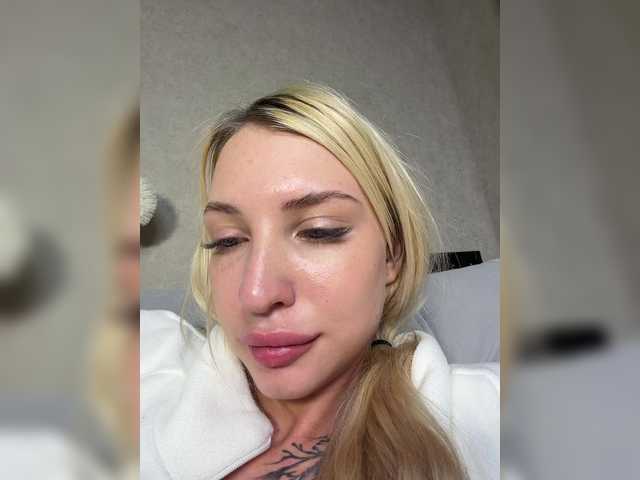Live трансляция Cristi-Candy - slutnetki.online