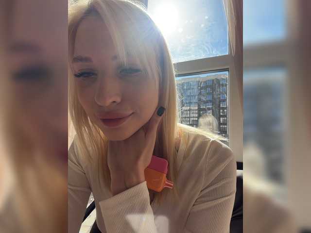 go to chat with Cristi-Candy