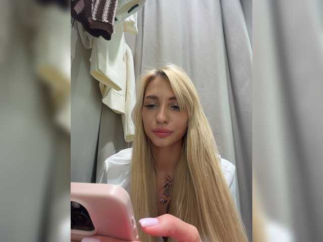 Live трансляция Cristi-Candy - Runet.cam