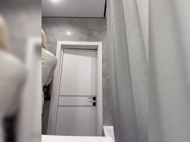 EwaBrown's BongaCams profile