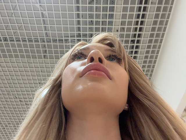 go to chat with Cristi-Candy