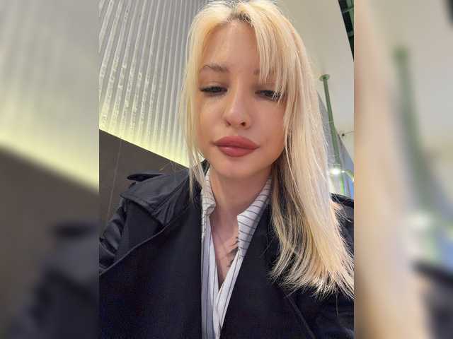 go to chat with Cristi-Candy