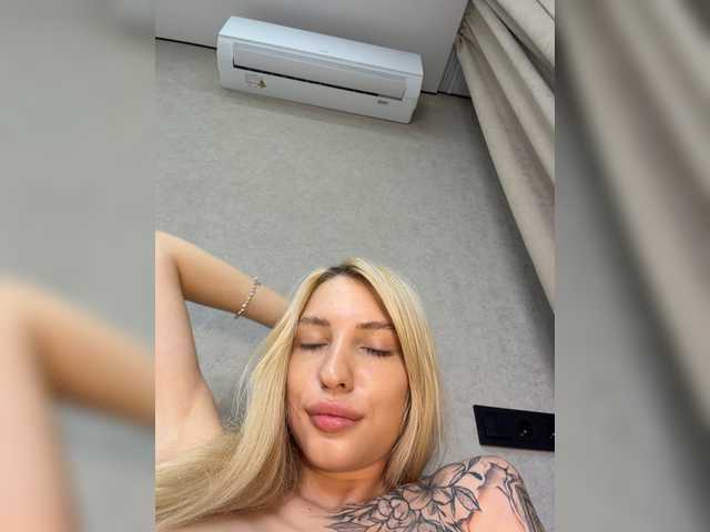 EwaBrown live cam on BongaCams