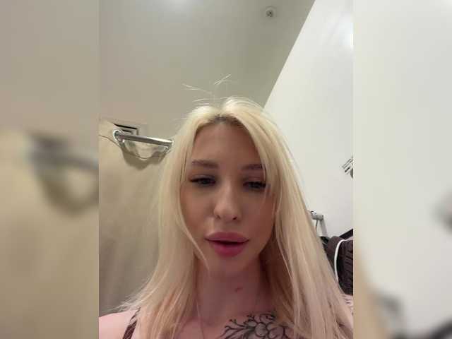 go to chat with Cristi-Candy