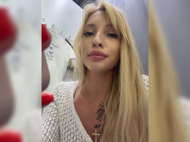 go to chat with Cristi-Candy