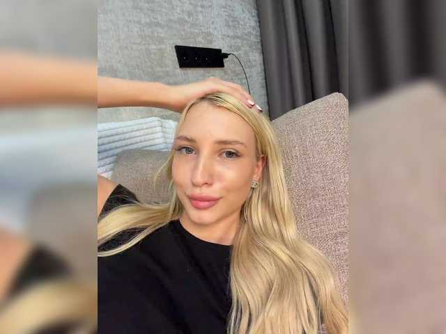 Cristi-Candy live webcam show