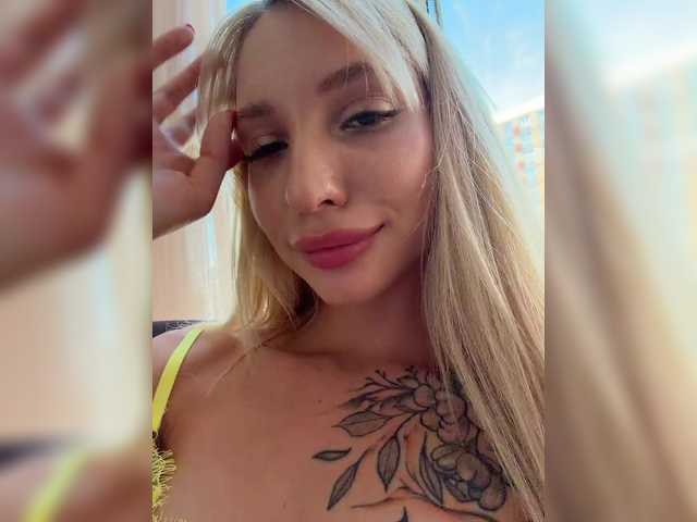 go to chat with Cristi-Candy