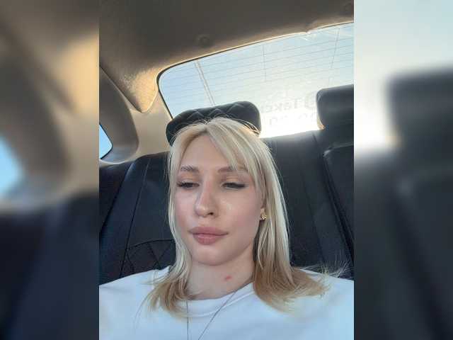 go to chat with Cristi-Candy