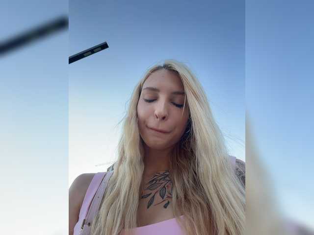 Cristi-Candy live webcam show