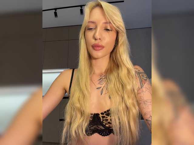 ewabrown live sex show