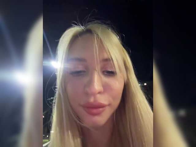 Cristi-Candy live webcam show
