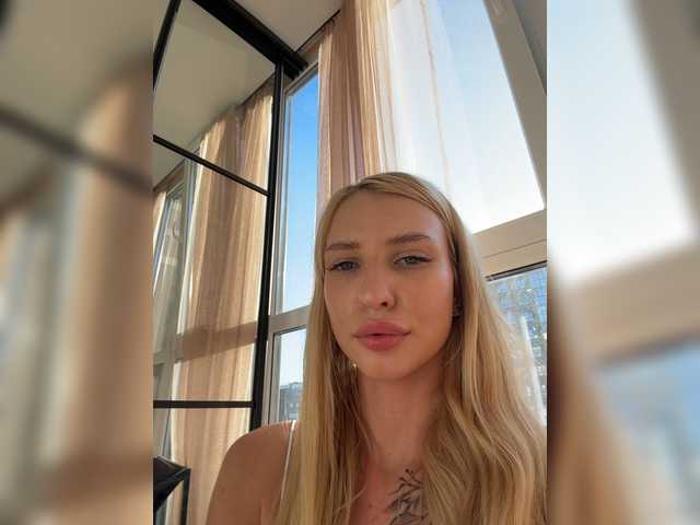 Cristi-Candy live webcam show