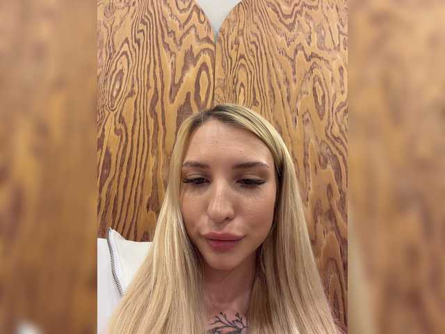 Live трансляция Cristi-Candy - slutnetki.online