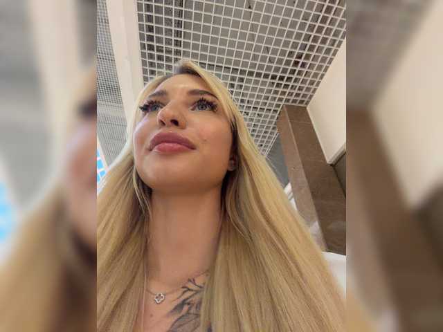 Live трансляция Cristi-Candy - Runet.cam