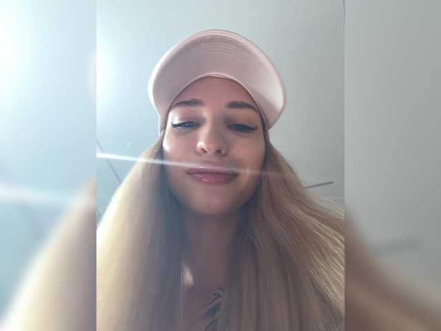 Live трансляция Cristi-Candy - slutnetki.online
