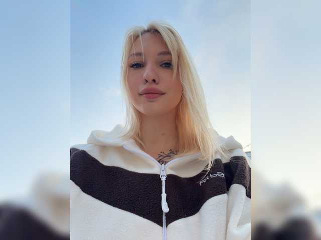 go to chat with Cristi-Candy