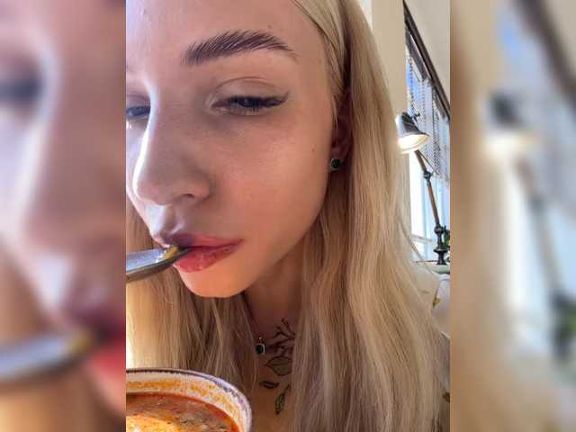 Live трансляция Cristi-Candy - slutnetki.online