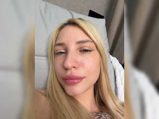 Live трансляция Cristi-Candy - slutnetki.online