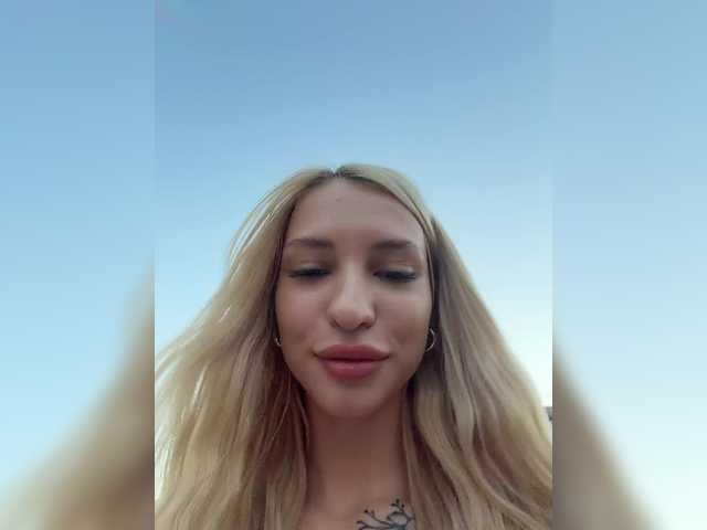Cristi-Candy live webcam show