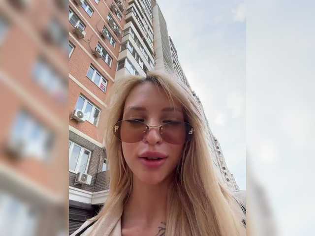 go to chat with Cristi-Candy