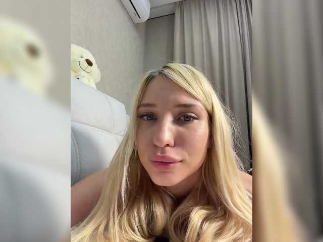 EwaBrown live cam