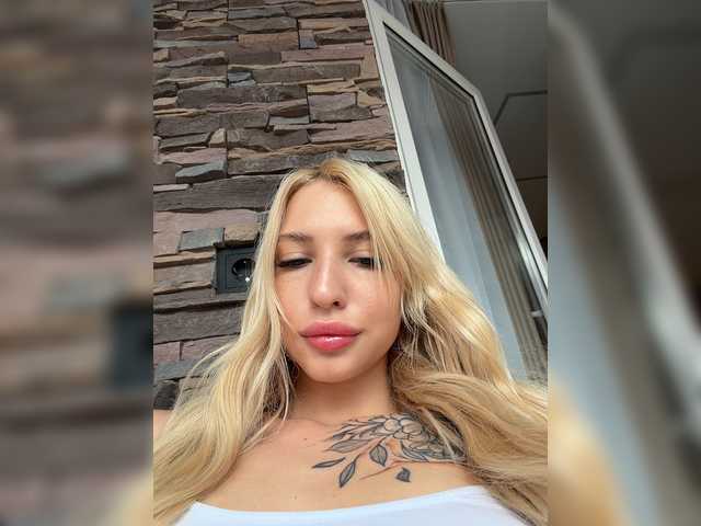 EwaBrown live cam