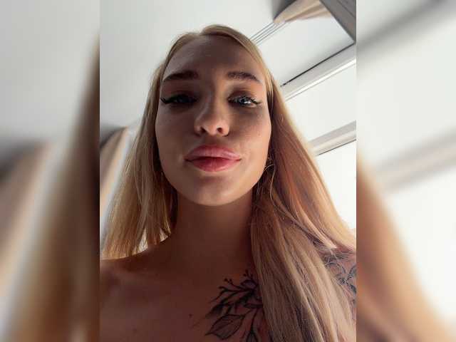 Live трансляция Cristi-Candy - slutnetki.online