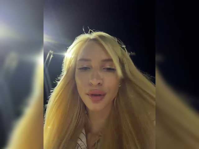 Cristi-Candy live webcam show