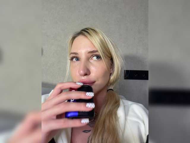 Live трансляция Cristi-Candy - slutnetki.online