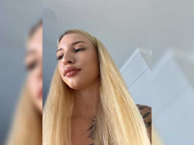 Cristi-Candy live cam preview
