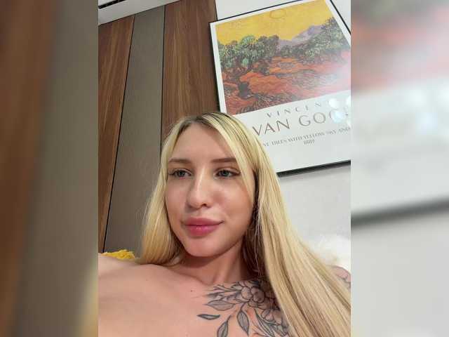 Cristi-Candy live cam preview