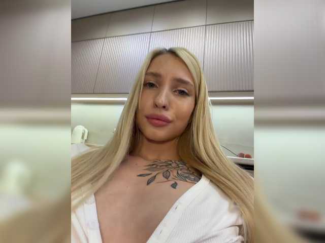 Cristi-Candy live webcam show