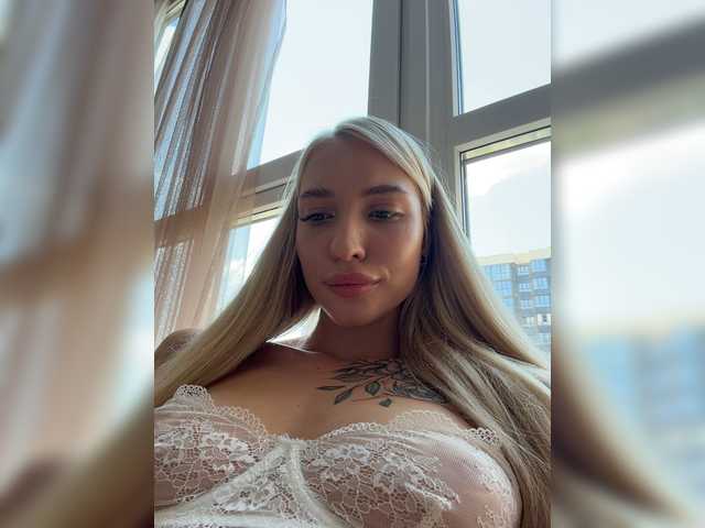 go to chat with Cristi-Candy