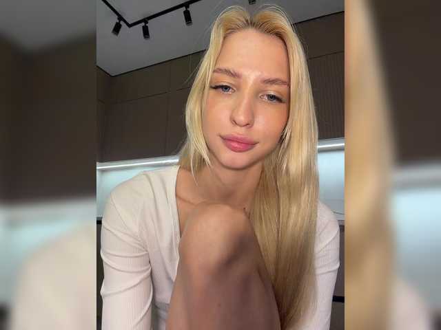 go to chat with Cristi-Candy