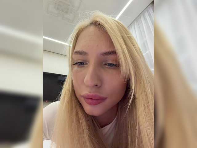 Live трансляция Cristi-Candy - slutnetki.online