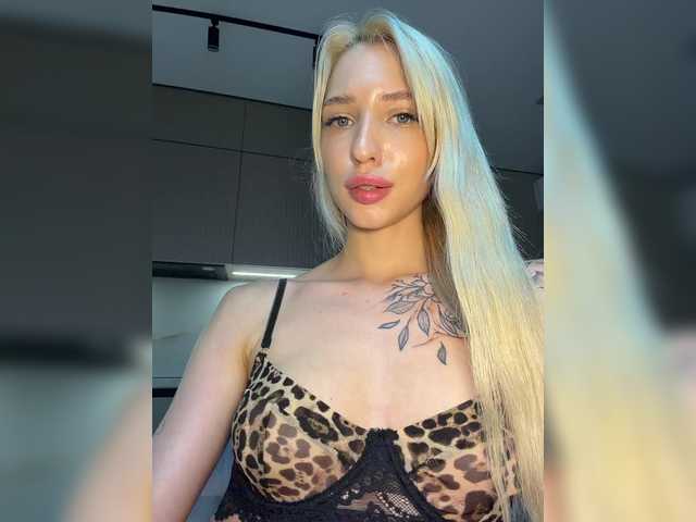 Live трансляция Cristi-Candy - slutnetki.online
