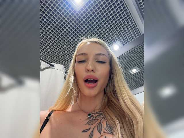 go to chat with Cristi-Candy